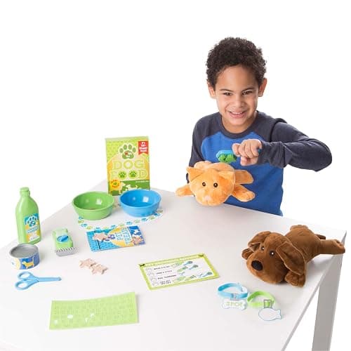 Melissa & Doug Feeding and Grooming Pet Care Play Set Pretend Play Vet Toy Veterinarian Kit for Kids thumbnail 8