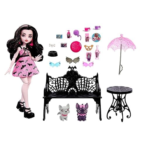 Mattel Monster High® Draculaura® Bite in The Park™ Doll and Playset, Medium - Image 1