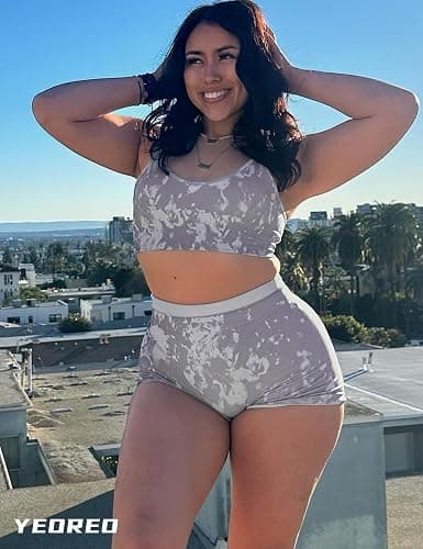 YEOREO Scrunch Workout Shorts Butt Lifting Jada Shorts Tie Dye Seamless Gym Biker Screen Print 3.6" Training Shorts thumbnail 2