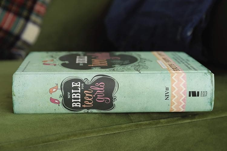 NIV, Bible for Teen Girls, Hardcover: Growing in Faith, Hope, and Love – The Perfect Christian Faith Gift for Your Teenage Girl, Age 13-18 thumbnail 5