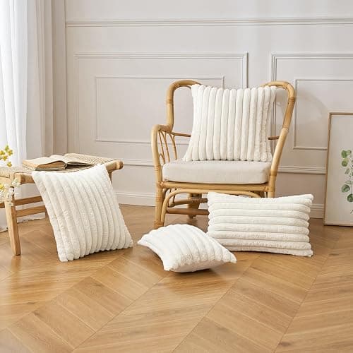 MIULEE Plüsch Kissenbezug 40x40 Weihnachten Deko Flauschige Kissenbezüge Kunstpelz Fell Sofakissen Flauschig Dekokissen Kissenhülle für Wohnzimmer Schlafzimmer Sofa Kuschelkissen Weiß 2er Set thumbnail 2