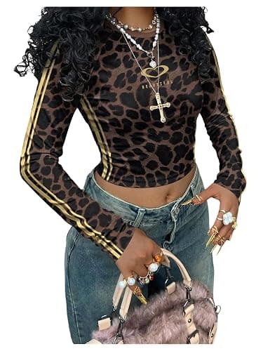 Fitted long-sleeve leopard print crop top  - Image 1