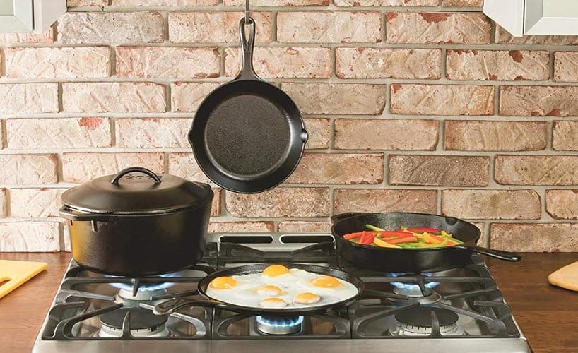 Lodge BOLD Exclusive 7 Quart Premium Pre-Seasoned Cast Iron Dutch Oven with Lid - Dual Handles - Use in the Oven, on the Stove, on the Grill or over the Campfire - Black thumbnail 7