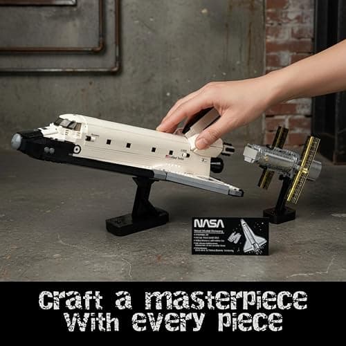 NASA Space Shuttle Discovery Model 1:85 Scale Official Licensed Building Set with Hubble Telescope C56052W thumbnail 6