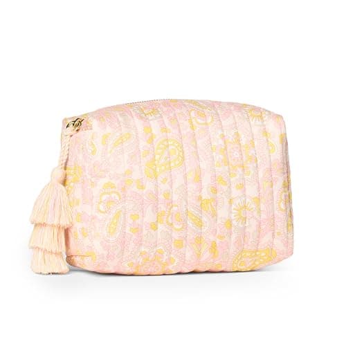 Amazon Essentials x Sofia Grainge Women's Quilted Makeup Toiletry Bag - Image 1