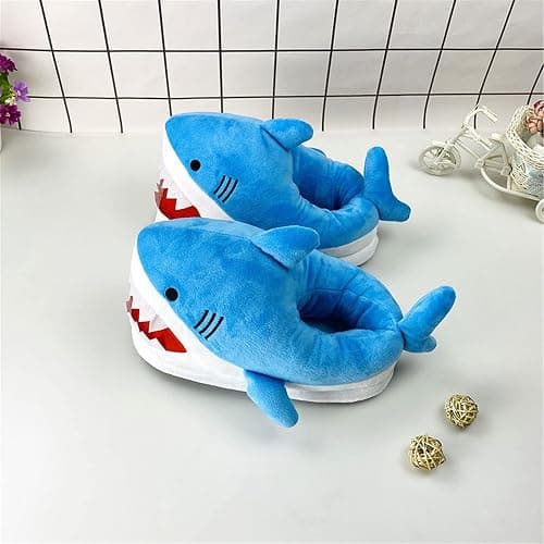 Cute Pig Cartoon Animal Home Furry Slippers - Women's Warm Winter Slippers thumbnail 2
