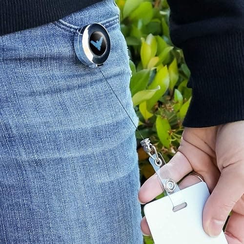 Batman Nightwing Logo Retractable Reel Premium Metal Chrome Badge ID Card Holder Clip thumbnail 2