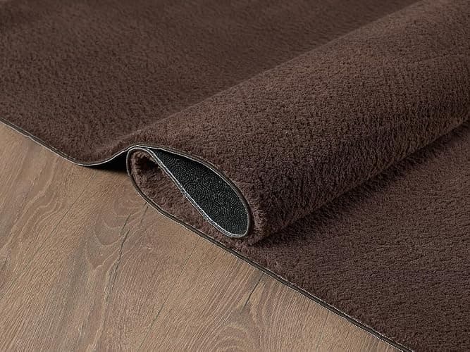 the carpet Relax Moderner Flauschiger Kurzflor Teppich, Anti-Rutsch Unterseite, Waschbar bis 30 Grad, Super Soft, Felloptik, Braun, 200 x 280 cm thumbnail 7