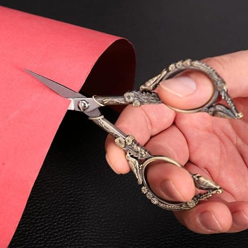 Small Sewing Scissors thumbnail 6