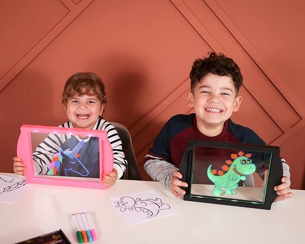 Mavin's Magic - Glow Art - LED Drawing Board for Children - Pink Light Up Drawing Pad, with Glow in The Dark Colouring Pens - Battery Powered Drawing Tablet - Light Up Tracing Pad Suitable for 5+ thumbnail 2
