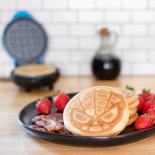 Uncanny Brands Marvel Spider-Man Mini Waffle Maker - Marvel Kitchen Appliance thumbnail 2