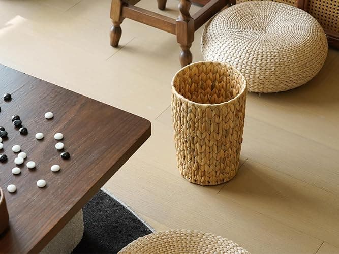 Coeusy Wicker Trash Can,Small Bathroom Trash Can,Water Hyacinth Wicker Waste Basket for Bathroom,Boho Waste Basket for Bedroom,Home Office,Compact Spaces(2 Gallon Round) thumbnail 8