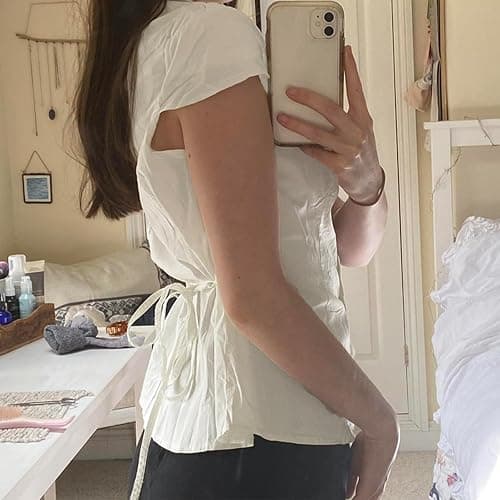 Women Y2k Short Sleeve Button Down Shirts Casual V Neck Button Up Top Vintage Slim Fit Collared Going Out Blouse thumbnail 5