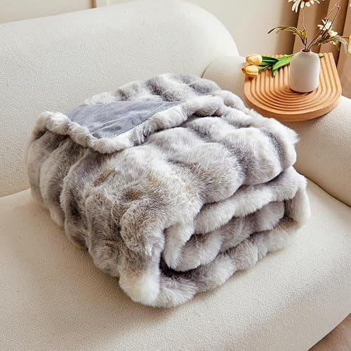 chovy Gray White Blanket for Couch - Bread Grid Rabbit Plush Soft Warm Blanket for Sofa Livingroom Bedroom Dorm Decor - 90x102 Inches thumbnail 5