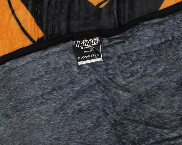 Haikyuu Manga Anime Blanket Haikyu Karasuno High Team Crows Plush Fuzzy Soft Throw Blanket thumbnail 2