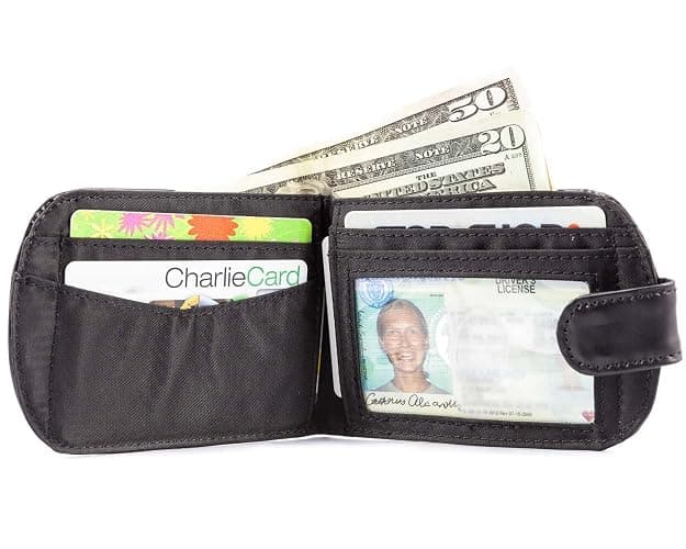 Big Skinny Women's Taxicat Leather Bi-Fold Slim Wallet, Holds Up to 25 Cards thumbnail 4