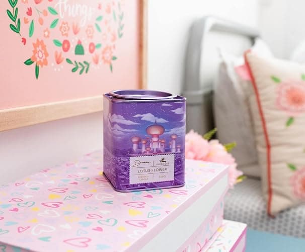 Disney Princess Home Collection Jasmine 11-Ounce Scented Tea Tin Candle with Water Lily Aromatic Fragrance | 28-Hour Burn Time | Home Decor Housewarming Essentials, Cute Gifts and Collectibles thumbnail 3