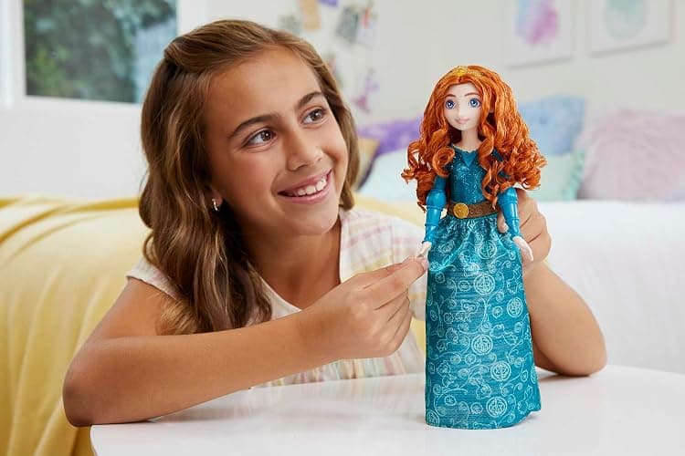 Mattel Disney Princess Merida Fashion Doll in Signature Look | Sparkling Fashion with Removable Skirt, Tiara & Shoes, Posable & Collectible, Inspired by Disney Pixar Brave Movie thumbnail 2