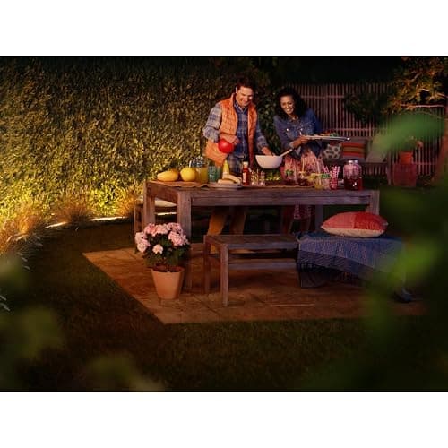 Philips Hue White & Color Ambiance Outdoor Lightstrip extérieur 5m, Ruban led extérieur compatible avec Alexa, Google Assistant et Apple Homekit, Bande led Hue modelable thumbnail 8