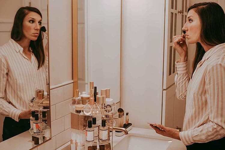 Acrylic Makeup Organizer, Cosmetic Storage and Vanity Perfume Organizers in Countertop Bathroom Dresser, 360 Rotating Makeup Holder Stand for Beauty Caddy Skincare & Clear thumbnail 6