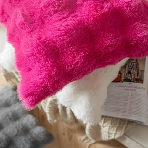Yaertun Pack of 2 Cream White Thick Soft Wool Decorative Throw Pillow Covers 18x18 Inch Faux Fur Plush Fluffy Cushion Covers for Sofa Couch Bedroom thumbnail 6
