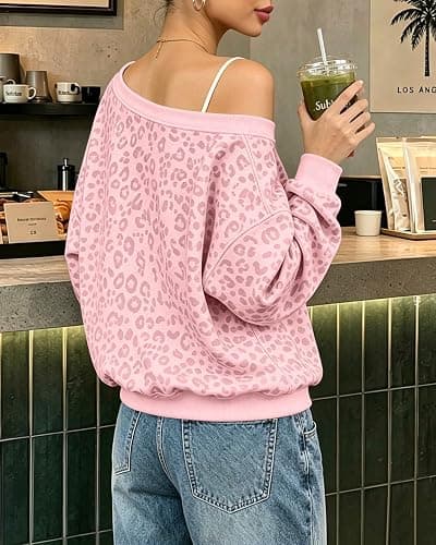 BAIGRAM Women Oversized Leopard Print Fleece One Shoulder Sweatshirt Cute Y2K Grunge Drop Shoulder Pullover Fall Outfits thumbnail 3