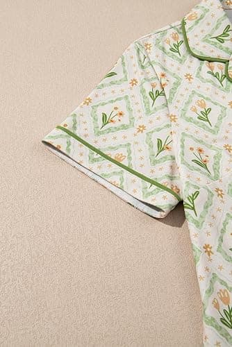 KevaMolly Womens Christmas Lounge Sets Candy Cane Print Pocketed Knotted PJ Set Short Sleeve Xmas Top and Shorts thumbnail 4