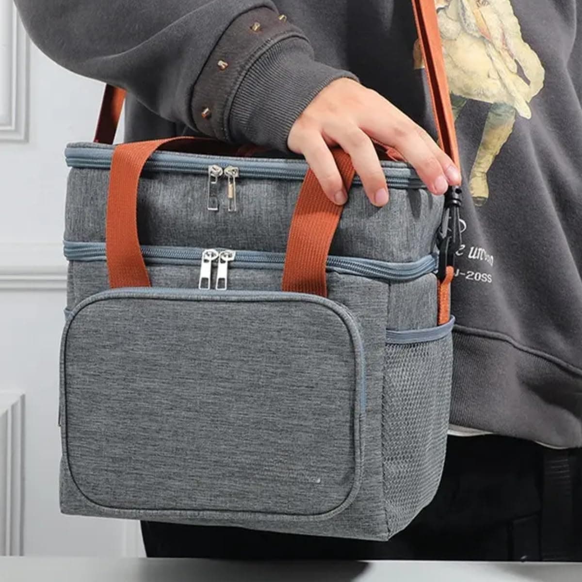 Bolsa Termica Marmita Lancheira Grande Alça Ombro Trabalho Passeio Academia Dois Andares (Bolsa Preta) thumbnail 2