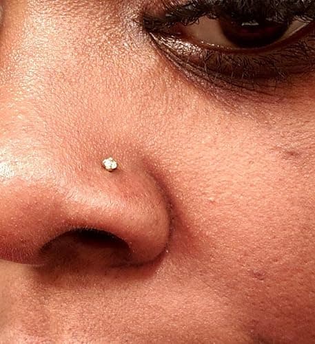 QWALIT Gold Nose Piercing Kit with Disposable Gun and Rings thumbnail 5