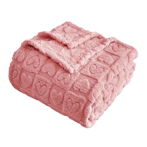 FY FIBER HOUSE Throw Blankets with Heart Checkered,Soft Warm Blankets for Lover Mom Father Friends Gifts,Washable Lightweight Fuzzy Blanket for Couch Sofa Bed All Season(Pink,50"x60") - Image 1
