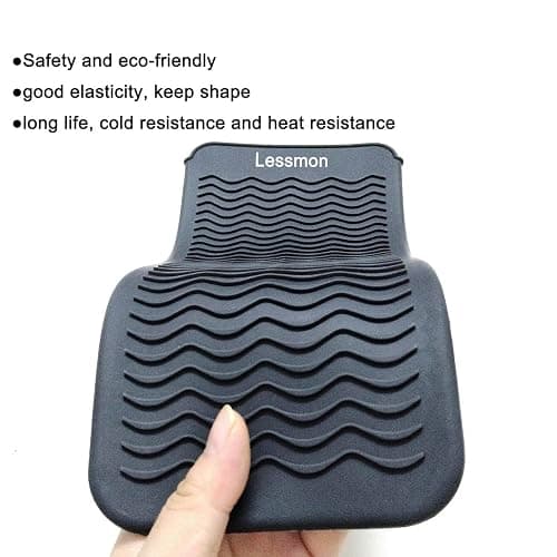 Lessmon Heat Resistant Mat Pouch for Styling Tools, 28.5x14cm, Black | Fits Curling Irons & Flat Irons, Heat-Resistant Material, Protects Tools from Dust & Scratches, Compact for Travel thumbnail 4