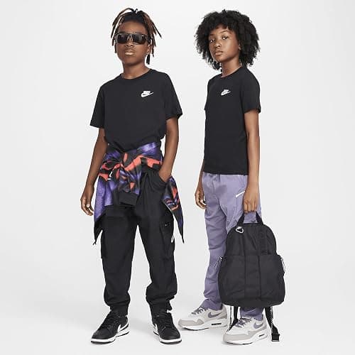 Nike Big Kids' Sportswear Club T-Shirt thumbnail 4