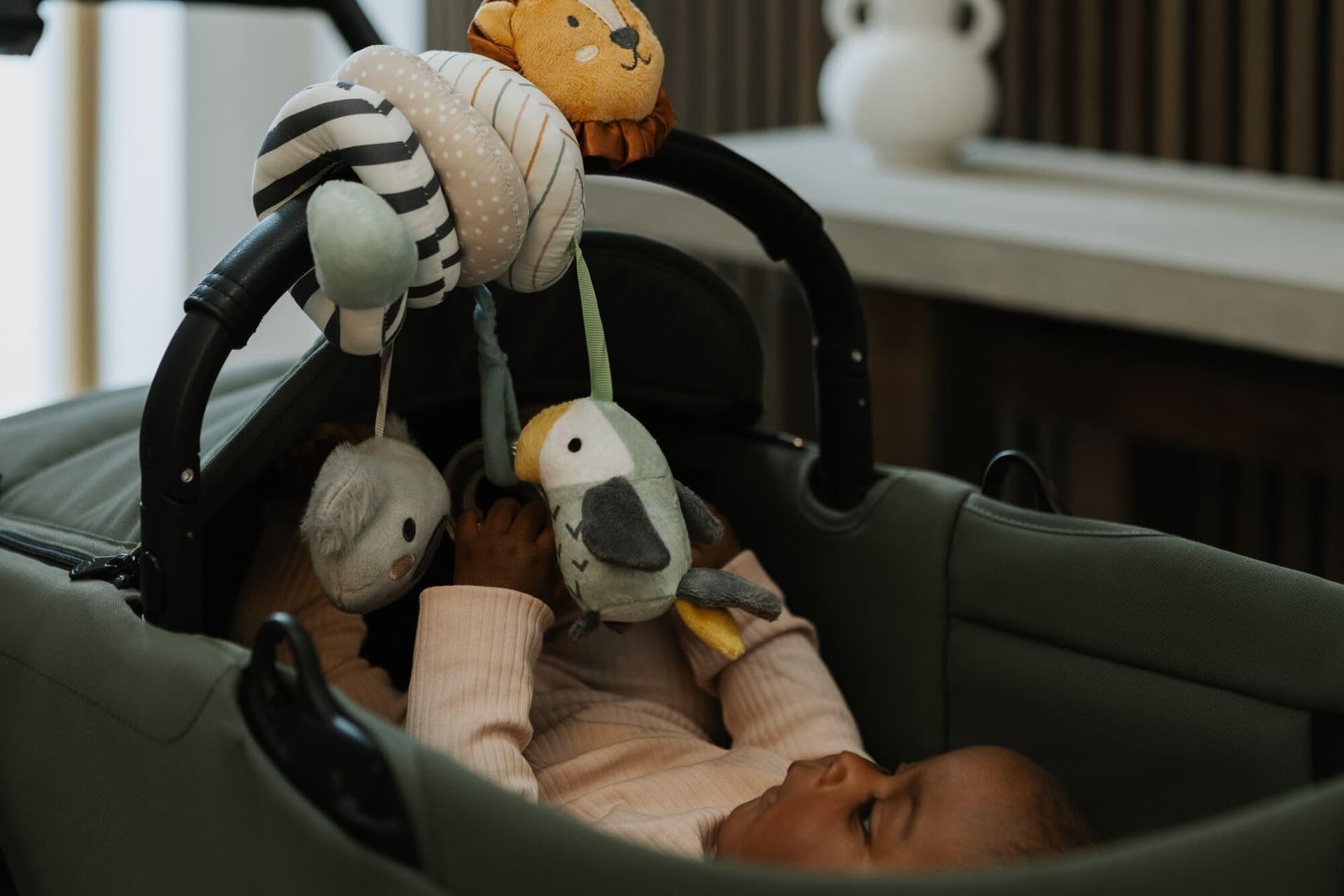 Nuby Animal Adventures Activity Spiral Pram Toy - Sensory Toys for Newborn Development - Baby Activity Spiral for Stroller & Car Seat - for Newborns (Multi-Colour) thumbnail 7