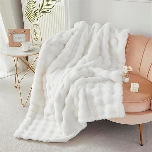 fluffy blanket  thumbnail 2