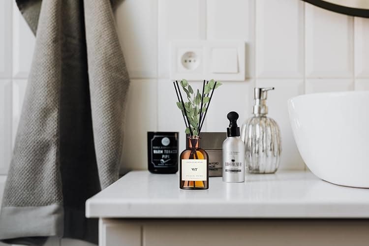 WEALD TRIBE Flower Reed Diffuser Set Eucalyptus & Lavender Scent For Bathroom Accessories Shelf Decor & Air Fresheners, Sticks Defusers With 4.0 fl oz Essential Oils, House Bedroom Office Decor & Gift thumbnail 5