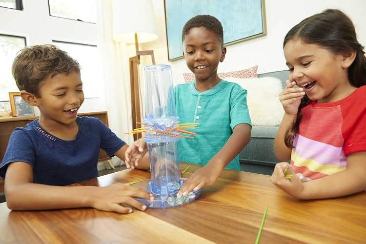 Mattel KerPlunk Kids Game, Easy-to-Learn Family Game for 2 to 4 Players, Don't Let The Marbles Fall thumbnail 6