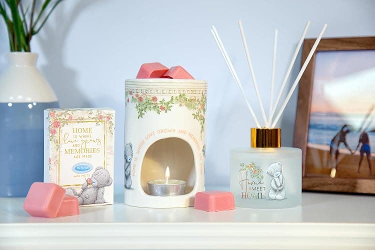 Me to You Tatty Teddy Wax Burner & Wax Melts Gift Set - Signature Collection, Pink thumbnail 2