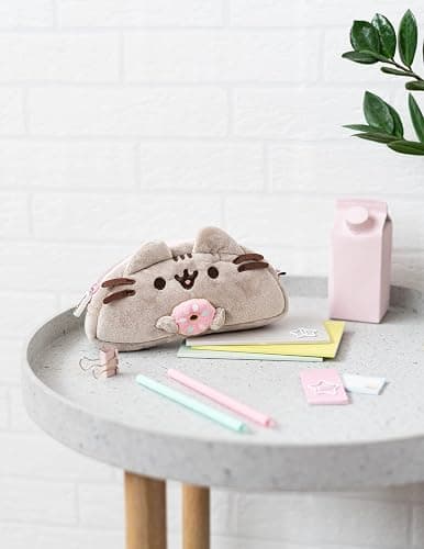 Grupo Erik Pusheen Astuccio in Peluche | Kawaii Gadget | Astuccio Scuola Portapenne, Chiusura Zip, Grafiche Ricamate, Cancelleria, Back to School, 20 x 9 x 5 cm thumbnail 2