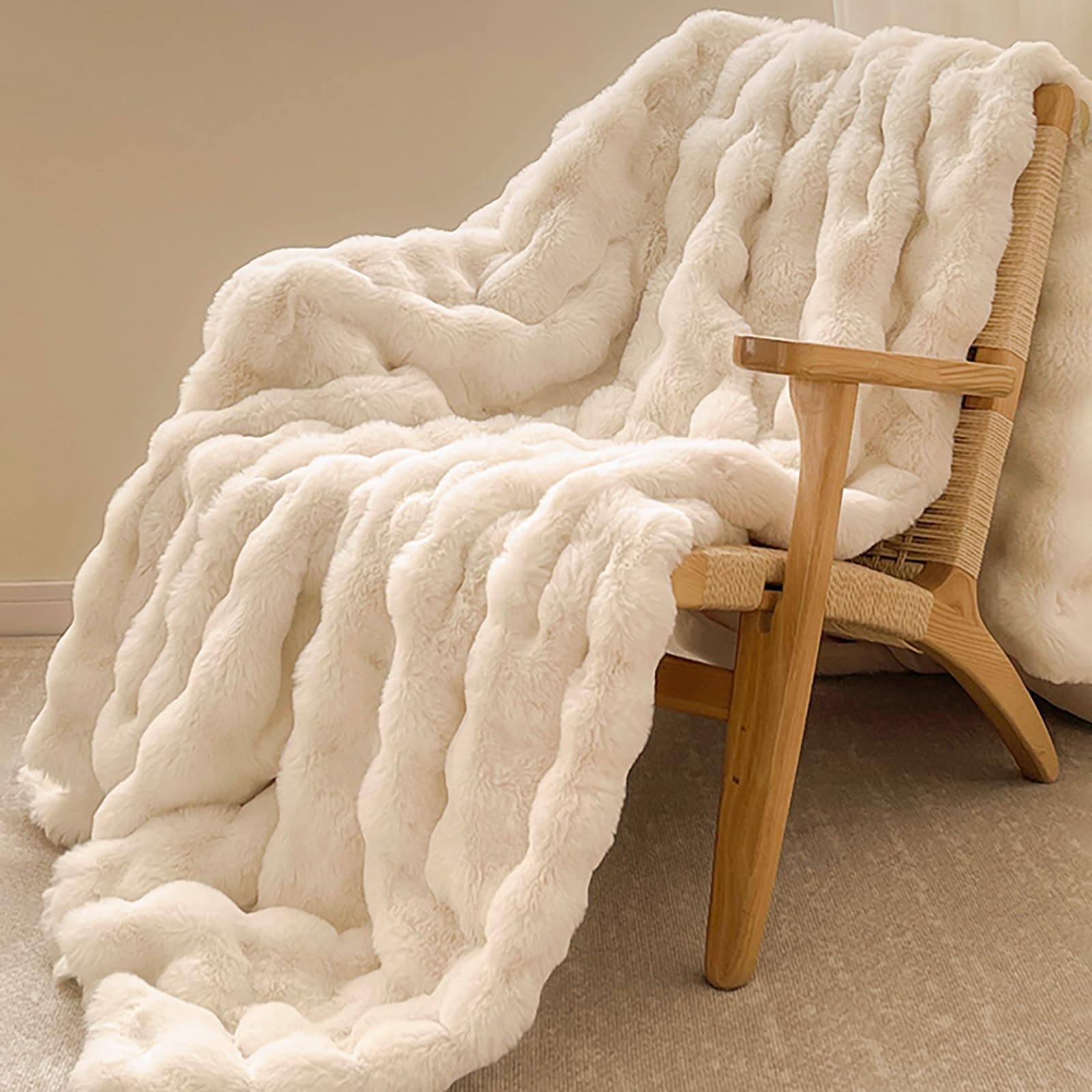 Faux Rabbit Fur Throw Blanket, Luxury Soft Warm Bubble Blanket for Bed, Couch, Sofa, Beige, 127 X 152 CM - Image 1
