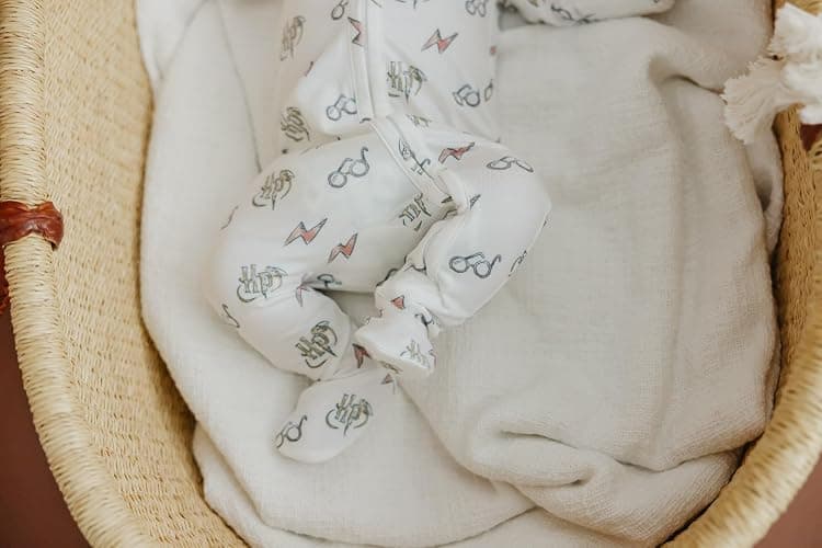 Copper Pearl Harry Potter Zip-Up Footie Baby Pajamas: Ultra-Soft Boys & Girls Pajamas, Premium Knit Fabric in Stylish Prints, Tag-Free with Two-Way Zipper, Newborn to 24 Months thumbnail 6