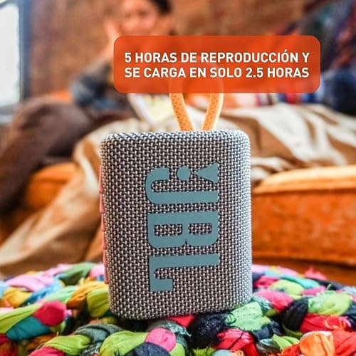 JBL Go 3 - Portable Bluetooth Speaker, Built-in Battery, Waterproof and Dustproof, Bonus Keychain LED Included - Gray thumbnail 4