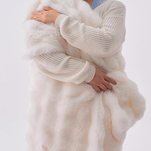 Wajade Luxury Fluffy Rabbit Fur Throw Blanket Super Soft Bubble Faux Fur Blanket Warm Fuzzy Large Blanket for Bed Couch Car Cozy,White 127x153CM thumbnail 4