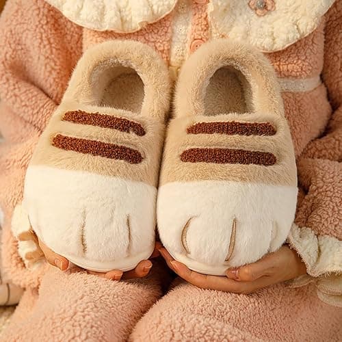 Plush cat paw slippers，non-slip soles, cozy and cute slippers thumbnail 4