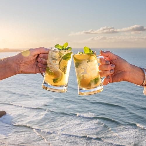 Twin Fin Spiced Golden Rum | Caribbean Rum Spiced in Cornwall | Smooth Vanilla, Exotic Citrus & A Light Smokiness | Pair with Ginger Beer & Lime Wedges | Epic Mojitos | 38% vol | 70cl thumbnail 7