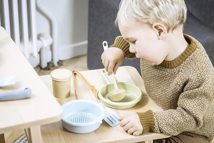 Dantoy: BIO Kitchen Set - 12 Piece Food Playset, Pretend Play Cooking, Realistic Kitchen Toys, Utensils, Recycled Plastic, Kids & Toddlers Ages 2+ thumbnail 2