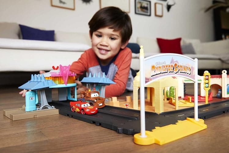 Mattel Disney and Pixar Cars On The Road Playset with 2 Toy Vehicles & Light-Up Countdown, Includes Lightning McQueen & Mater Truck thumbnail 2