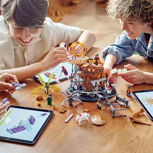 LEGO 76261 Marvel Spider-Man Final Battle Set, Recreate Spider-Man: No Way Home Scene with 3 Peter Parkers, Green Goblin, Electro, Sandman, Ned, Doctor Strange and MJ Minifigures, Collectible Model thumbnail 2