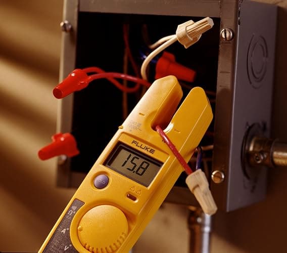 Fluke T5-600 Electrical Voltage, Continuity and Current Tester, Measures AC Current Up To 100 A Without Contact, Automatically Select AC/DC Voltage For Tests, Includes Detachable SlimReach Probe Tip thumbnail 5