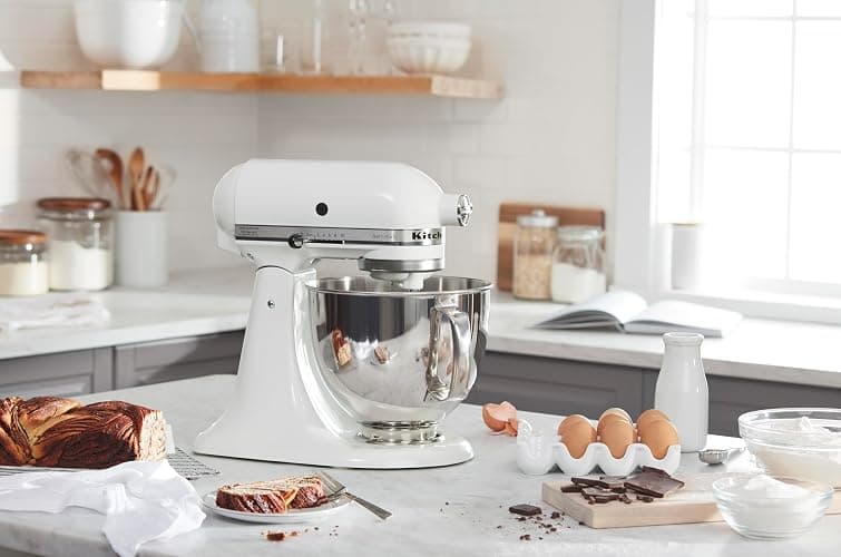 KitchenAid Artisan Series 5 Quart Tilt Head Stand Mixer with Pouring Shield KSM150PS, White thumbnail 4