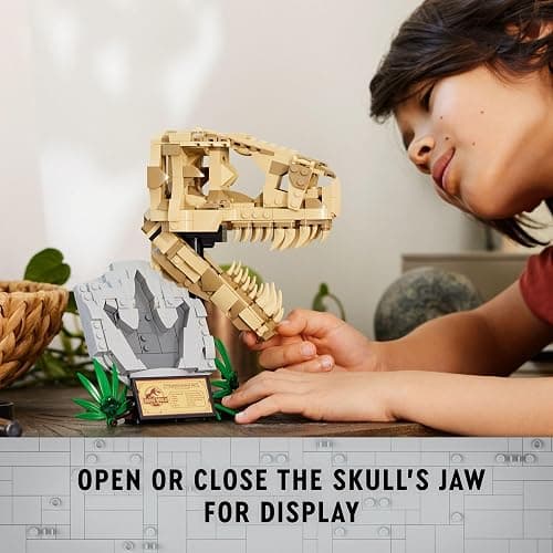 LEGO Jurassic World Dinosaur Fossils: T Rex Skull Building Toy - Dinosaur Toy for Boys & Girls, Ages 9+ Years - Gift for Christmas - Display for Bedroom - 76964 thumbnail 2